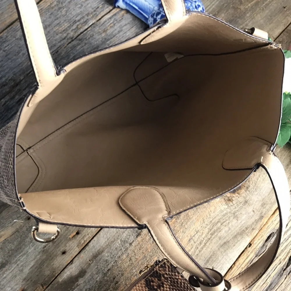 Charming Charlie Brown Snakeskin Tote with Wristlet and Strap - Picture 6 of 8